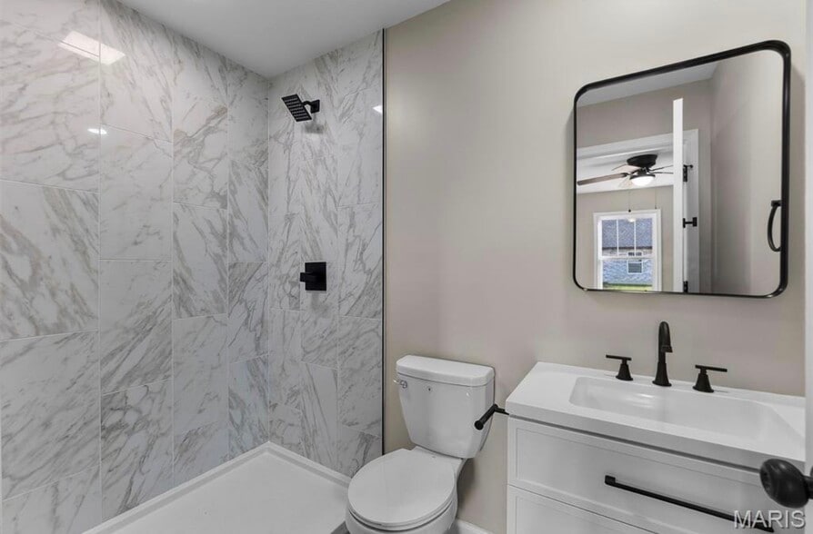 Building Photo - 231 Cedar Cir