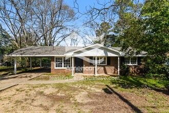 Building Photo - 2607 Plum St