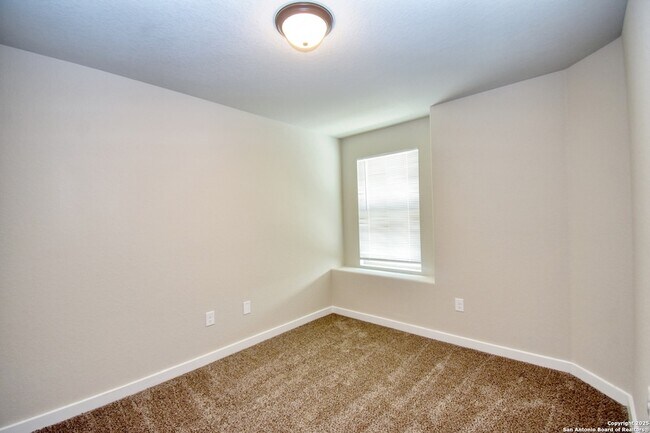 Building Photo - 8306 V. Verona