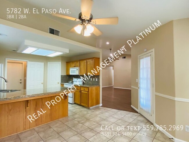 Building Photo - $2,300 Fresno Bluffs, 3 Bedroom, Solar Pan...