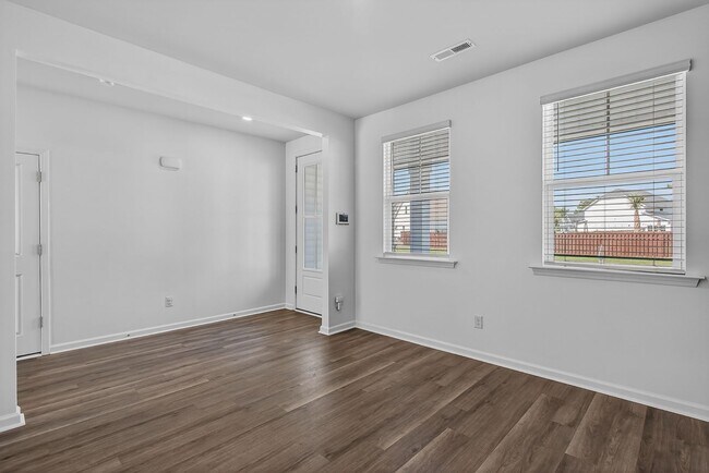 Building Photo - Coastal Living in The Preserve at Tidewater