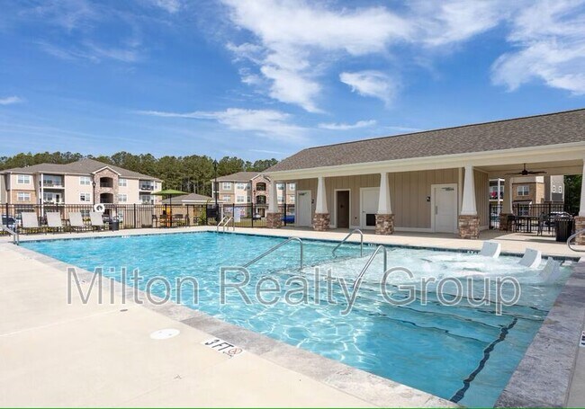 Building Photo - 210 Grove Cir