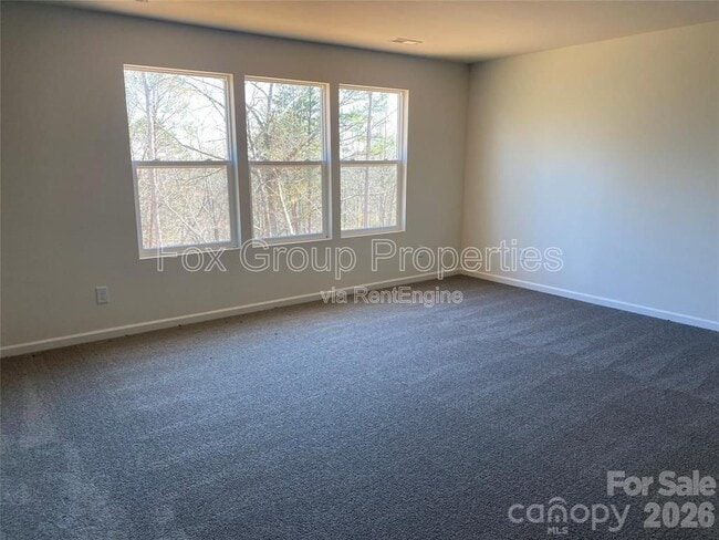Building Photo - 1662 Nicholas Way
