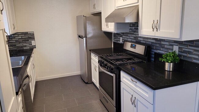 Kitchen - 11030 Crenshaw Blvd