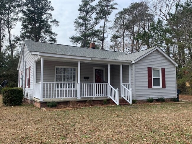 Primary Photo - 2 Bedroom 1 Bathroom Home