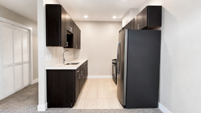 Building Photo - 1401 W 85th Ave