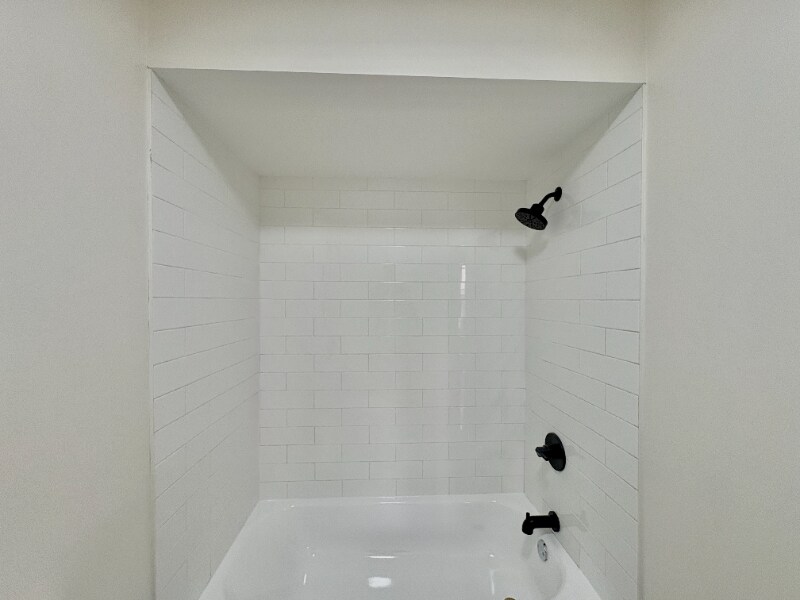 Building Photo - 156 Ridgewood Ave