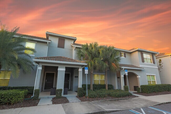 Building Photo - 3062 Gatsby St