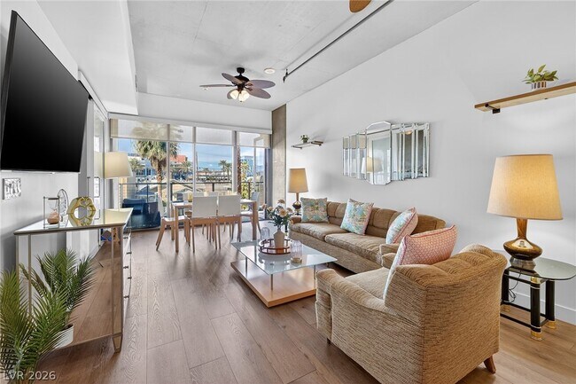 Building Photo - 353 E Bonneville Ave