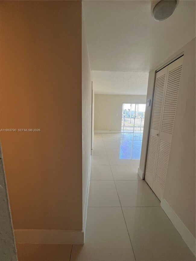 Building Photo - 5731 NW 37th St