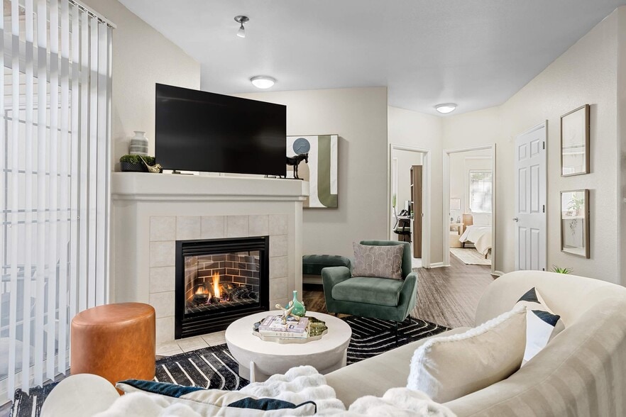 Primary Photo - Alder Peak Townhomes