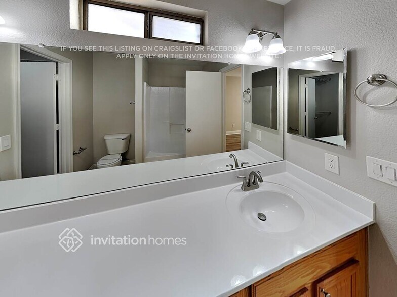 Building Photo - 14429 N 129th Dr