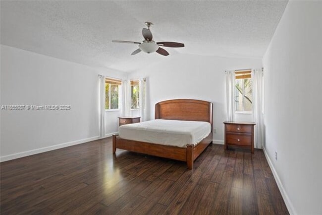 Building Photo - 15623 SW 100th Ln