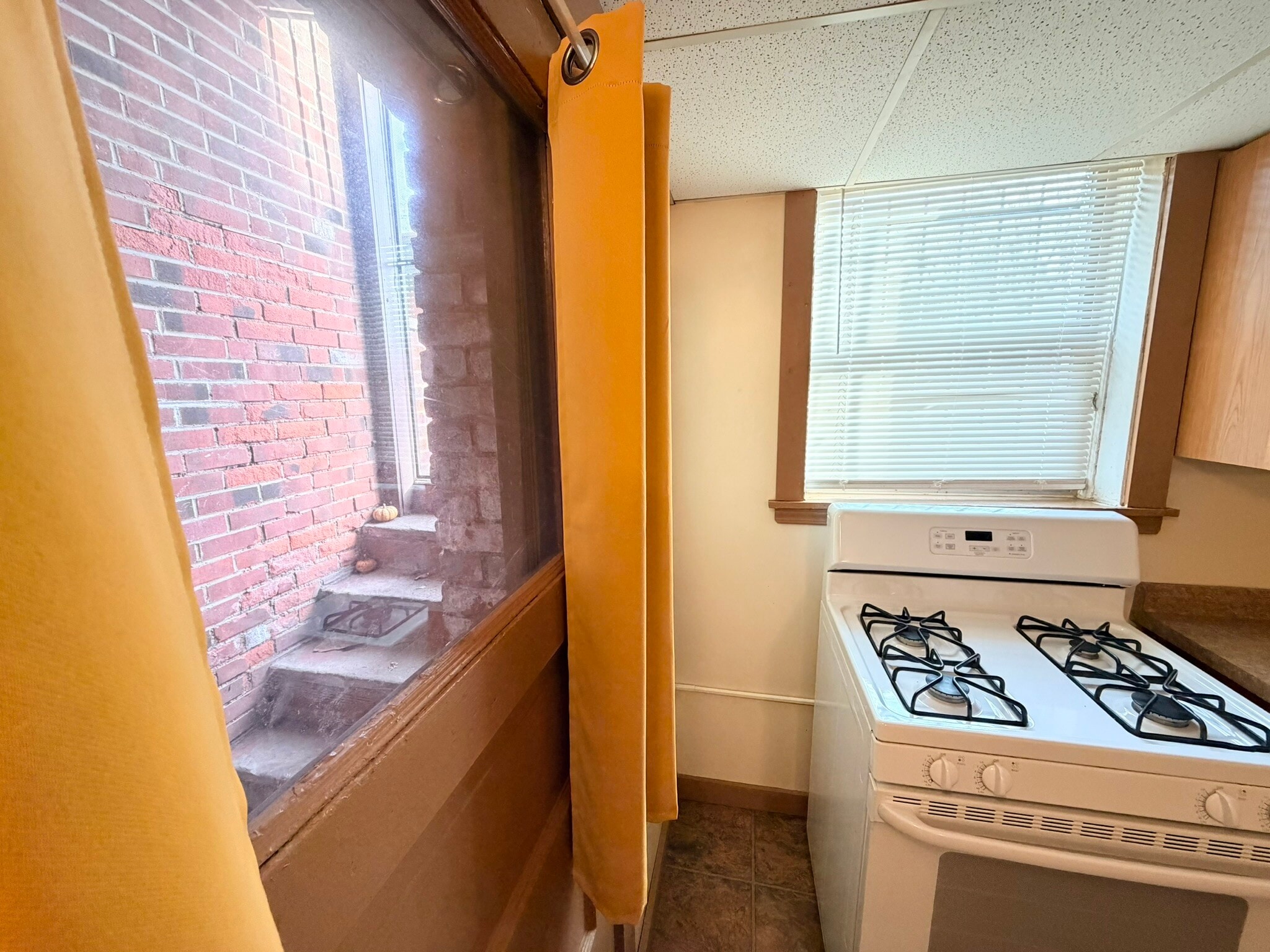 Building Photo - 7405 Detroit Ave