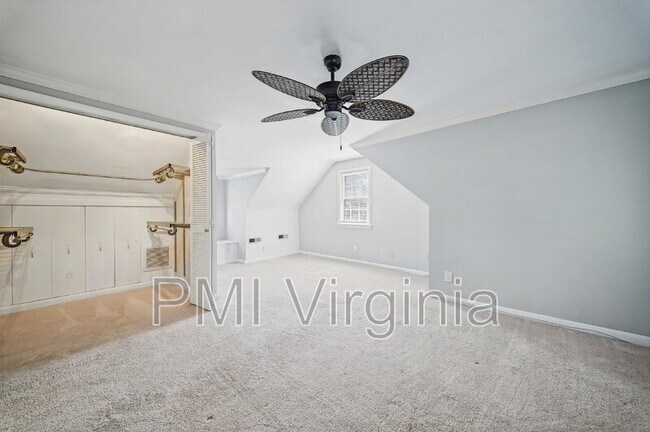 Building Photo - 1641 E Bayview Blvd