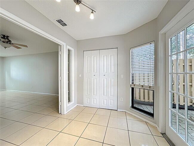 Building Photo - 4320 Middlebrook Rd