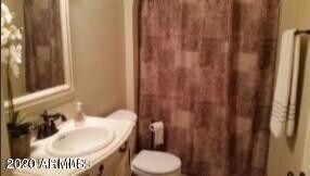 Building Photo - 2614 E Sahuaro Dr