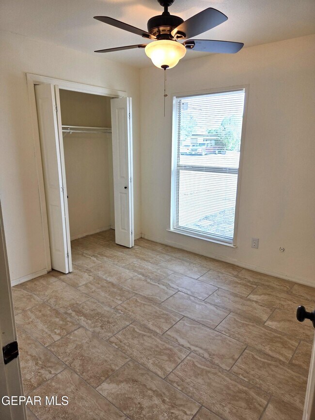 Building Photo - 15341 Werling Ct