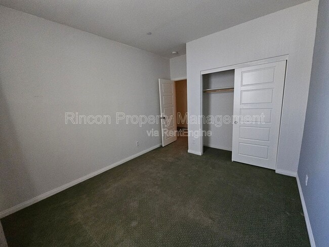 Building Photo - 2464- Blossom Ridge Ct