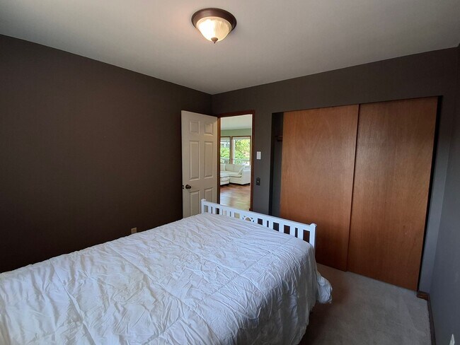 Building Photo - 2716 Elm St