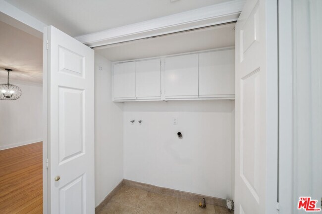 Building Photo - 1508 Greenfield Ave