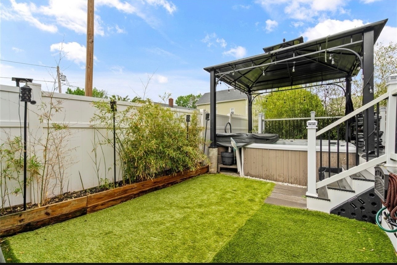 Building Photo - 26 Whipple Ave