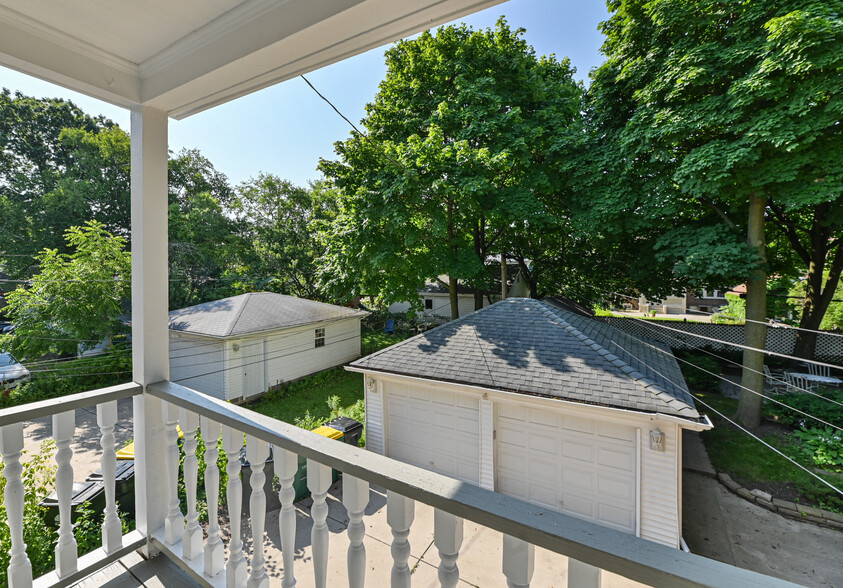 2nd Floor Back Balcony - 1821 E Olive St