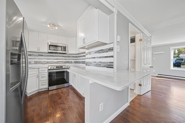 Building Photo - 333 Hudson Ave