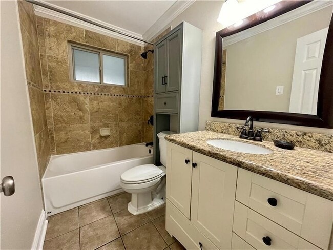 Building Photo - 2309 Rosetta Dr