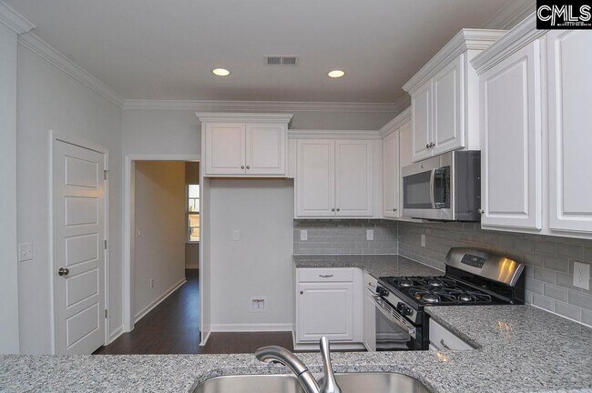 Building Photo - 356 Hollow Cove Rd