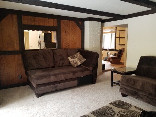 Building Photo - 4067 Gibsonia Rd