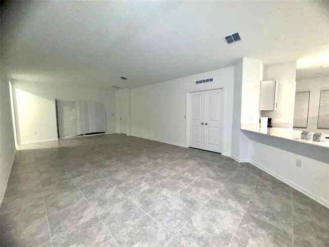 Building Photo - 4794 Cloister St