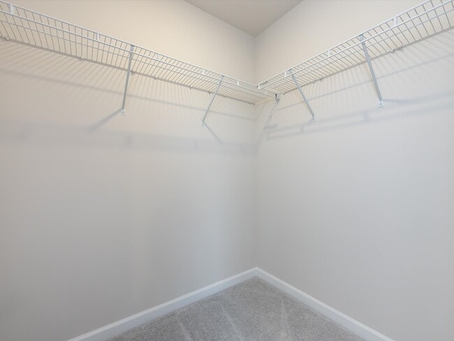 Building Photo - 1048 Old Trade St