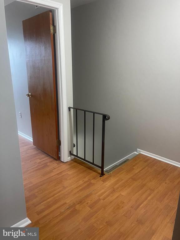 Building Photo - 207 Channing Dr