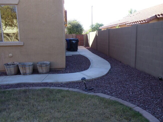 Building Photo - COMING SOON- Beautiful 2 Story Home, 5 Bed, 3 Bath in Gilbert, AZ