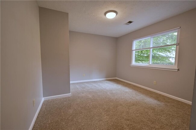 Building Photo - 459 Ridgetop Dr NW