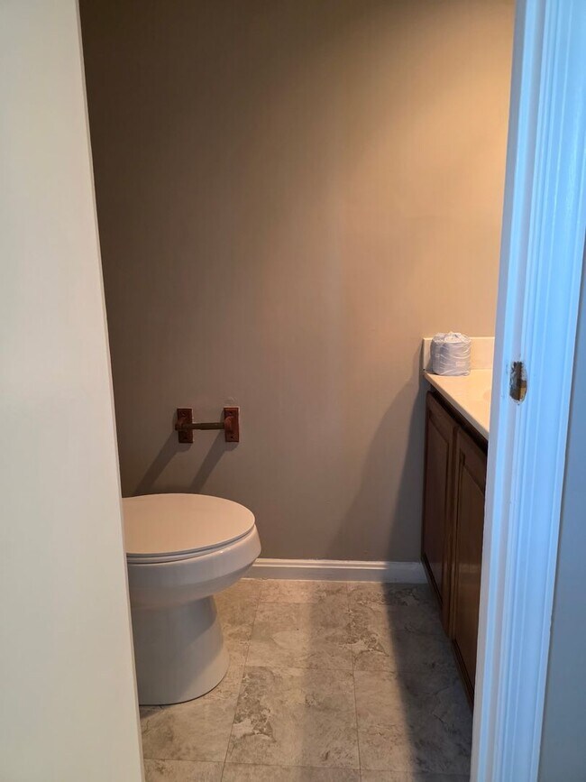 Building Photo - 3BR Townhome in Riverside Neighborhood of Belcamp!
