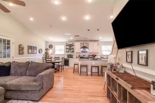Building Photo - 3 Bed 2 Bath in Snellville!