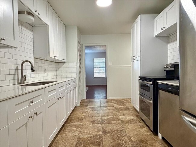 Building Photo - 17501 Ranch to Market Rd 150