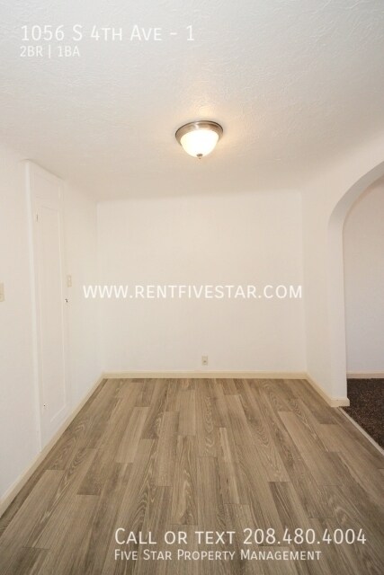 Building Photo - 1056 S 4th Ave