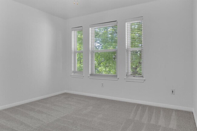 Building Photo - 2604 Sterling Panorama Ct