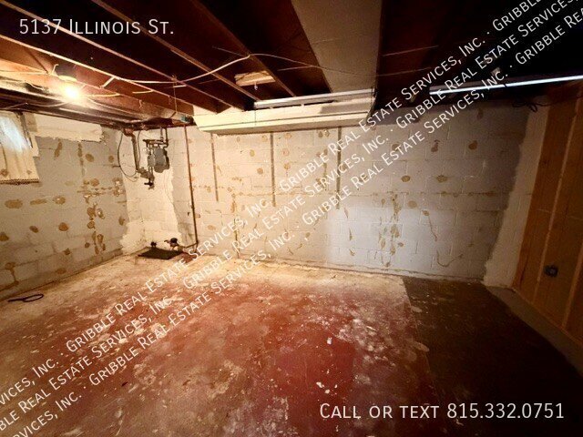 Building Photo - 5137 Illinois St