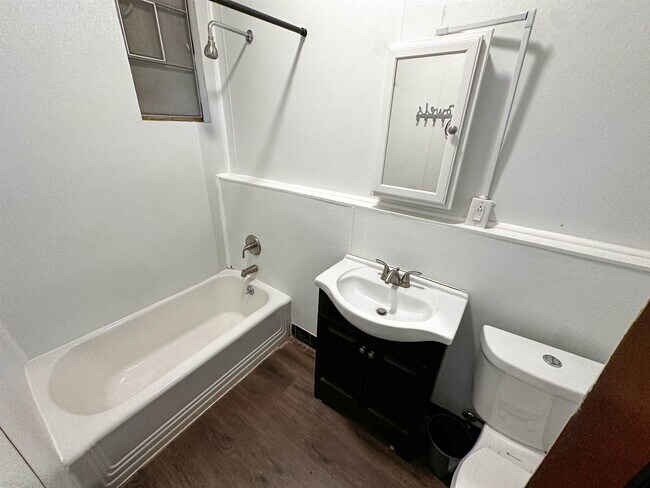 Building Photo - 2315-2317 New York Ave