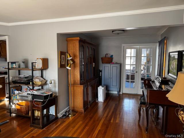 Building Photo - 664 Knollwood Dr