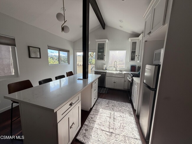 Building Photo - 9251 Notre Dame Ave