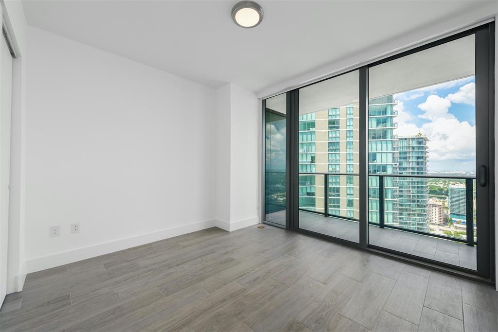 Building Photo - 3131 NE 7th Ave