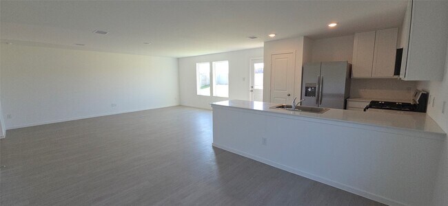 Building Photo - 6803 Flowering Ginger Ln