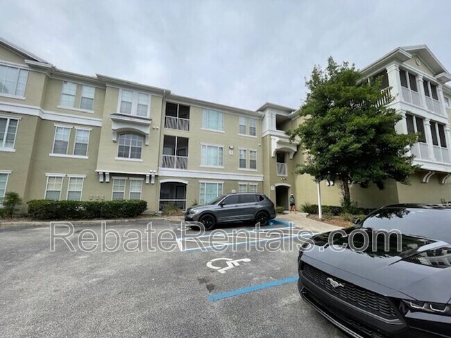Building Photo - 8290 Gate Pkwy W
