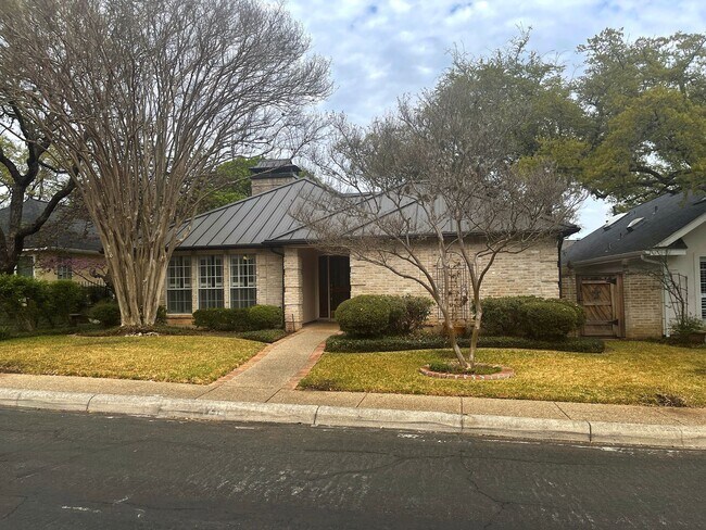 Primary Photo - 3 br, 2 bath House - 1714 Eagle Point