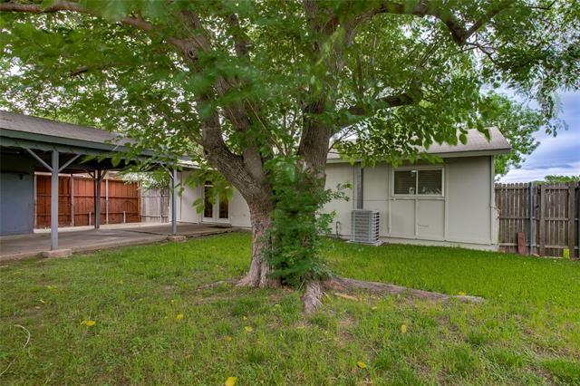 Building Photo - 914 Meadow Mead Dr